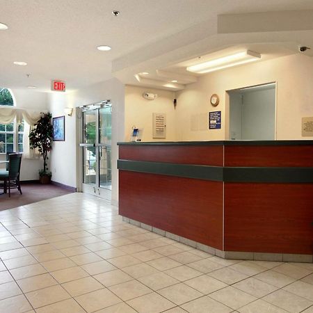 Super 8 By Wyndham Harbison/Parkridge Hospital Hotel Columbia Exterior photo