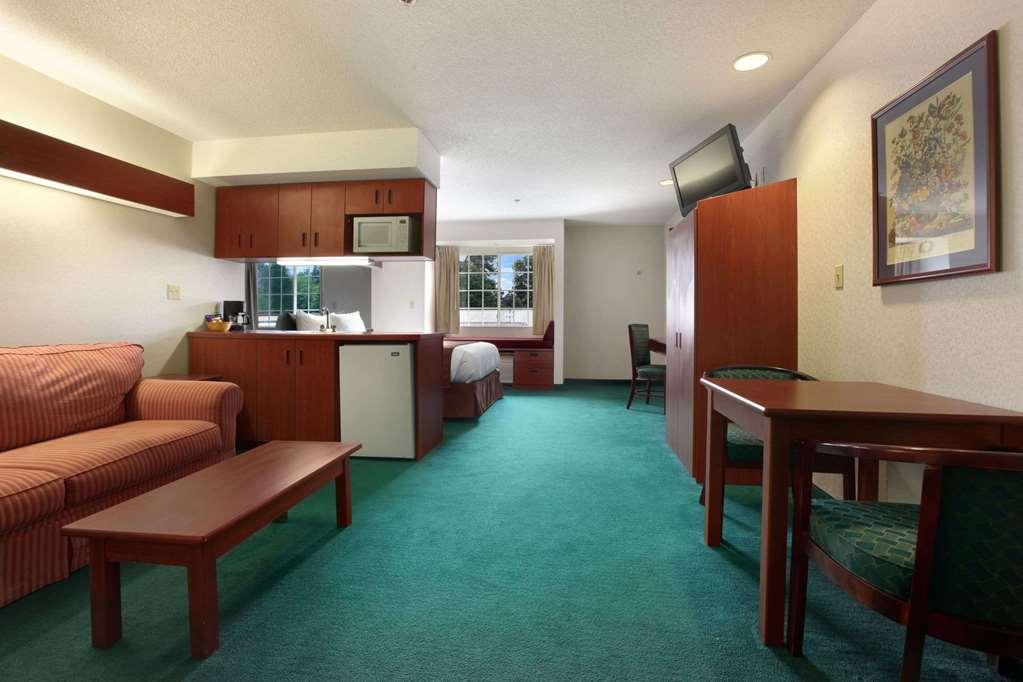 Super 8 By Wyndham Harbison/Parkridge Hospital Hotel Columbia Room photo
