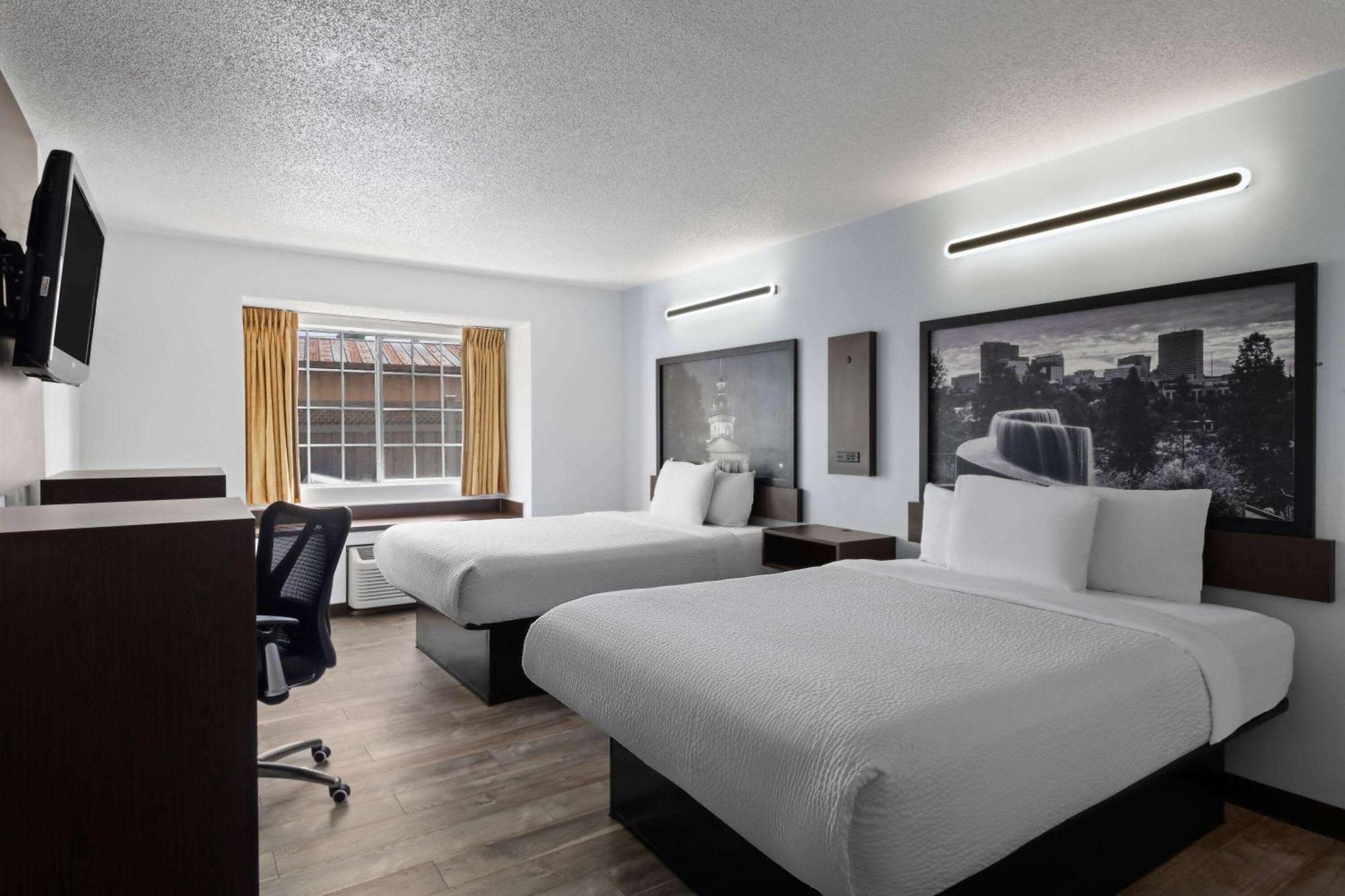 Super 8 By Wyndham Harbison/Parkridge Hospital Hotel Columbia Exterior photo